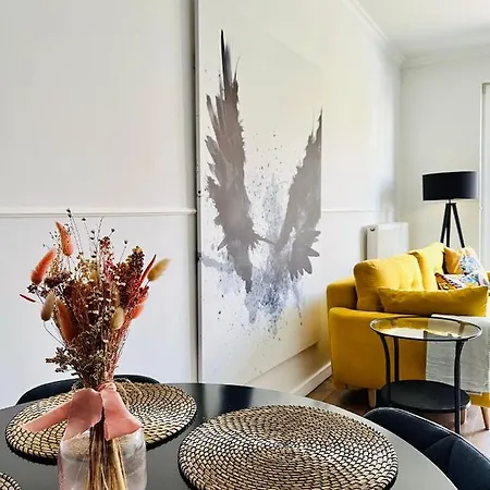 Wrzeszcz Q4apartments 公寓 *